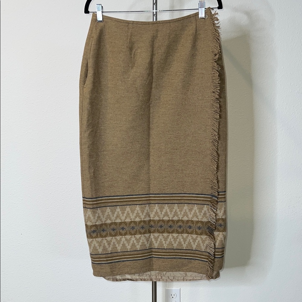 Vintage Lizsport Wool Blend Western Aztec Cowgirl Saddle Blanket Fringe Skirt
